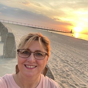 Meet your Posher, Jane